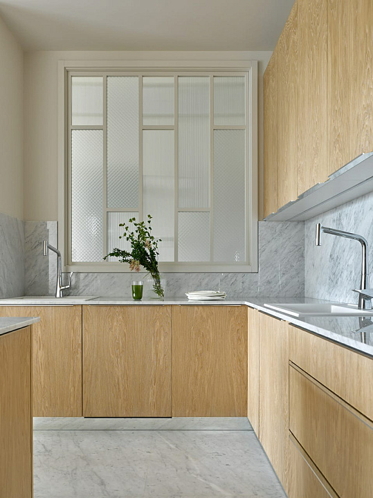 Угловая кухня «Снегири»